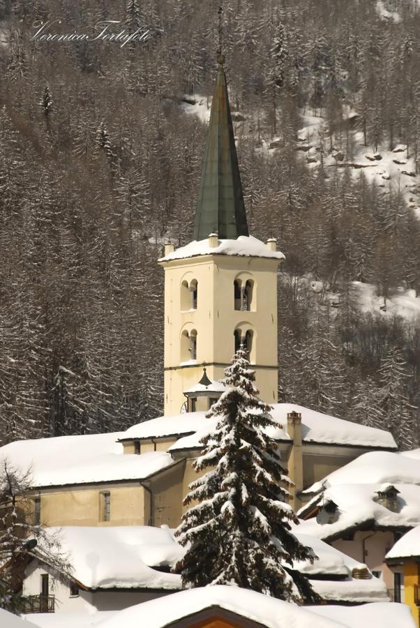 Hotel Meublè Meridiana Valtournenche Extérieur photo